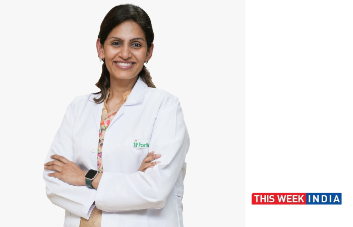 16-Year-Old Girl Undergoes Successful Robot-Assisted Surgery for Large Ovarian Cyst - thisweekindia
